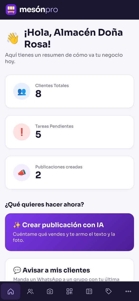 La misma pantalla de inicio en un celular, con el menú abajo
